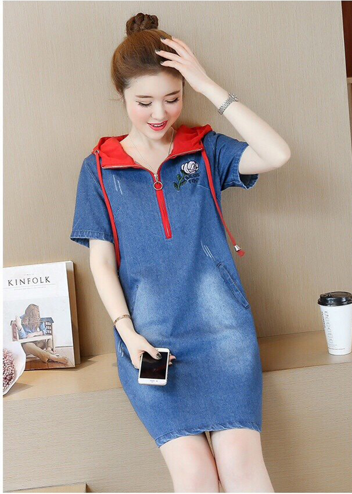 Đầm Jean Suông Phối Nón Thêu Hoa Hồng - NJ2839